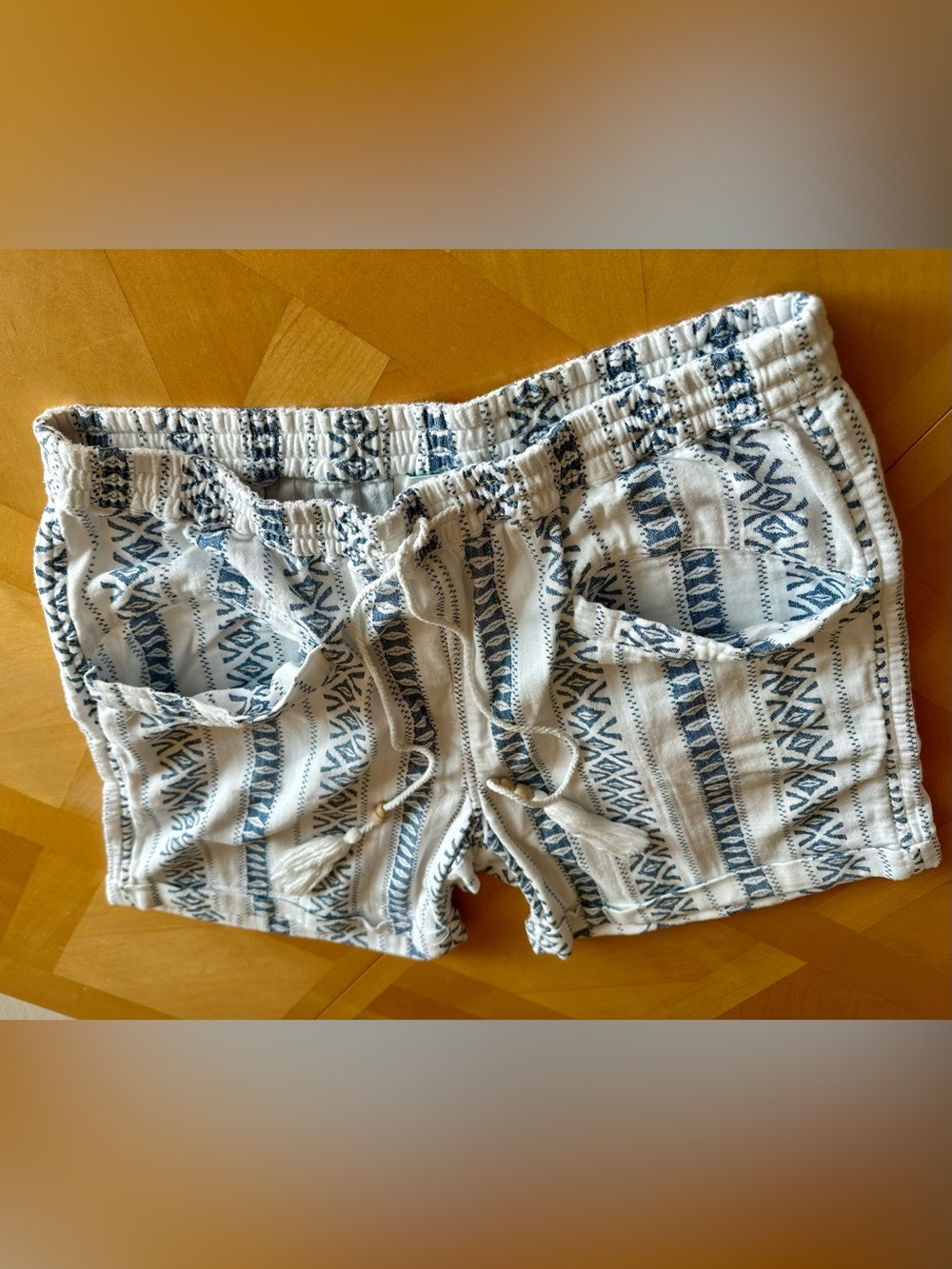 Sundance Women Shorts Sz S White Blue Artsy Boho Festival Tassle Cotton